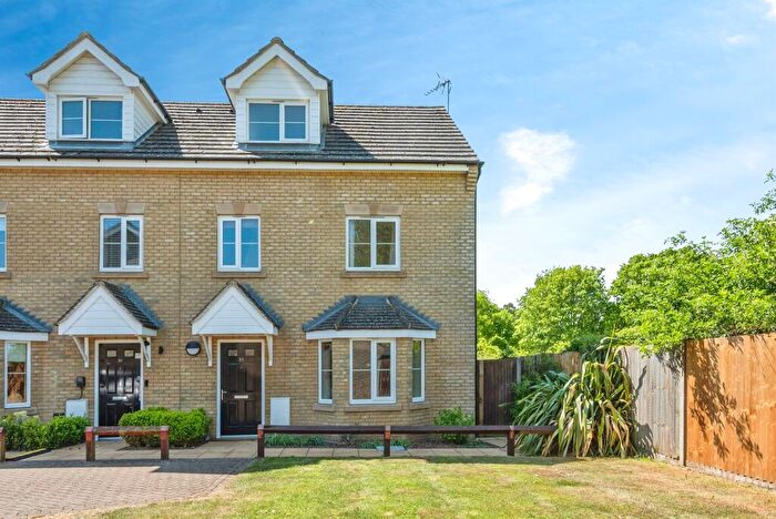 4 Bedroom Semi-Detached House For Sale In Overton Way, Reepham, Norwich, NR10