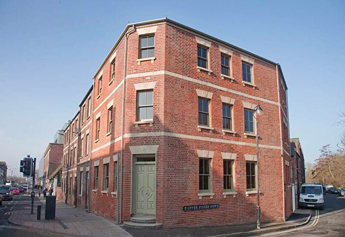 1 Bedroom Flat To Rent In Hythe Bridge Street, OX1