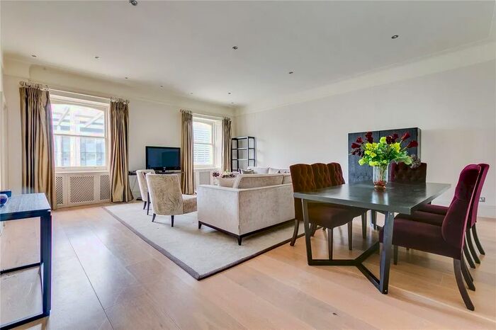 3 Bedroom Flat To Rent In Princes Gate, South Kensington, SW7