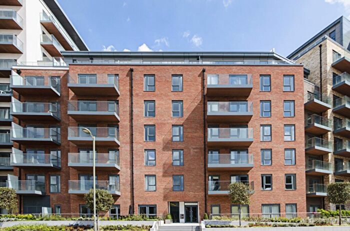 2 Bedroom Flat To Rent In Aerodrome Road, Colindale, London, NW9