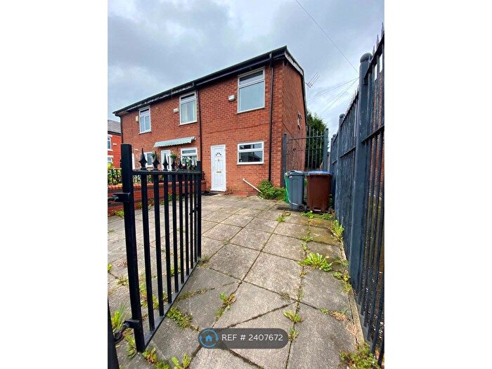 2 Bedroom Semi-Detached House To Rent In Schofield Street, Manchester, M11