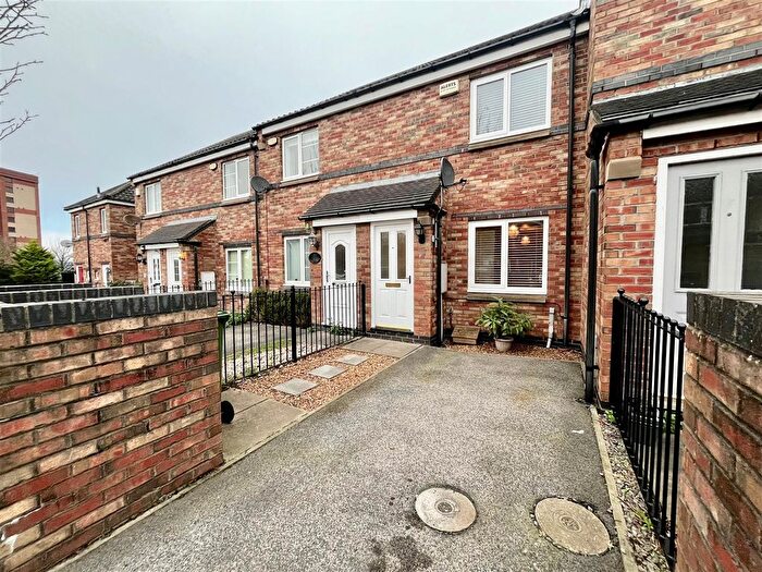 2 Bedroom Terraced House To Rent In Village Heights, Gateshead, NE8
