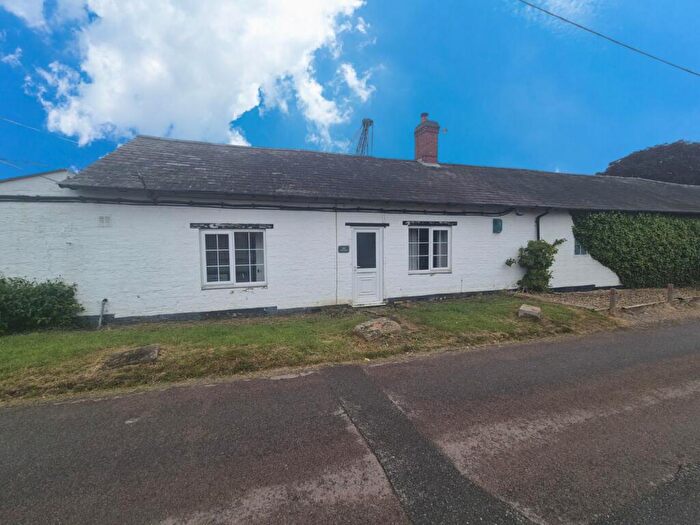2 Bedroom Cottage To Rent In Gayton Yard Cottage, NN7