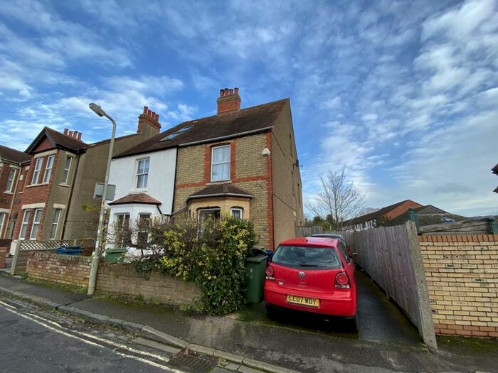 4 Bedroom Semi-Detached House To Rent In Gardiner Street, Headington, Oxford, Oxford, OX3