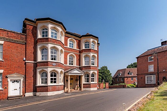 2 Bedroom Flat For Sale In Church Hill, Coleshill, B46