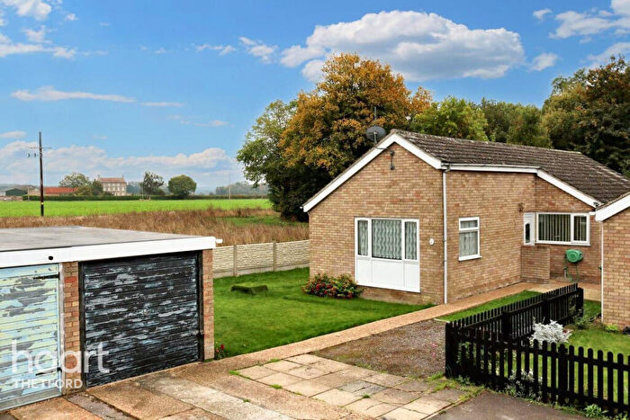 2 Bedroom Detached Bungalow For Sale In Walnut Close, Foulden, IP26