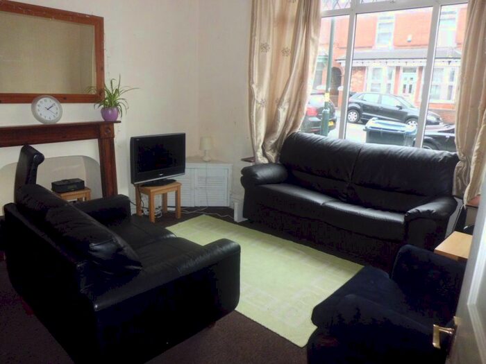 5 Bedroom Property To Rent In Harrow Road, Selly Oak, Birmingham, B29