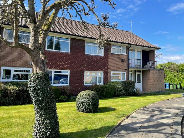 2 Bedroom Flat To Rent In Marsh Road, Pinner HA5