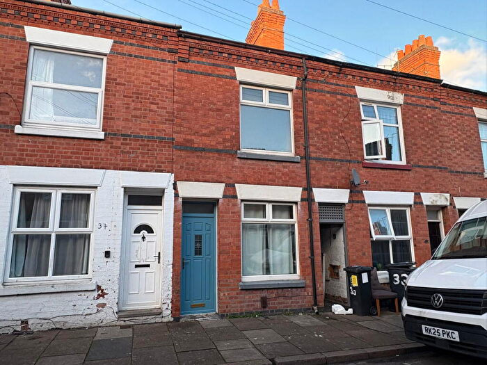 2 Bedroom Terraced House For Sale In Tewkesbury Street, Leicester, LE3