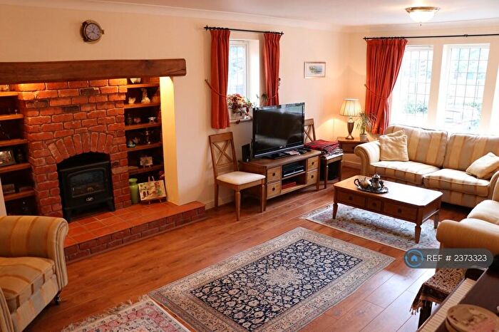 2 Bedroom Flat To Rent In Aragon House, Coventry, CV3