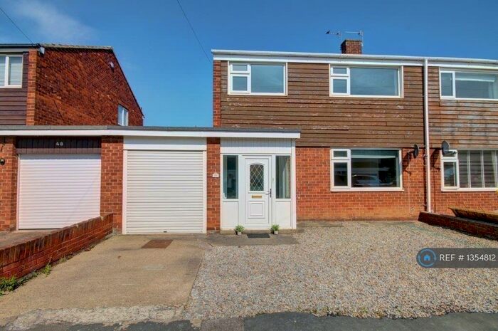 3 Bedroom Semi-Detached House To Rent In Kirkstone Drive, Durham, DH1