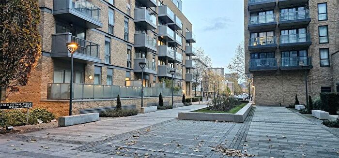 3 Bedroom Apartment To Rent In Moro Apartments, New Festival Avenue, London, E14