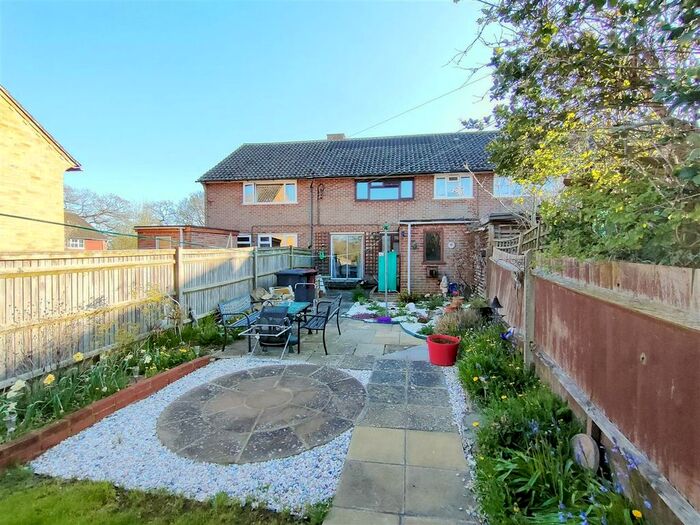 3 Bedroom Property For Sale In Greengates, Lurgashall, Petworth, GU28