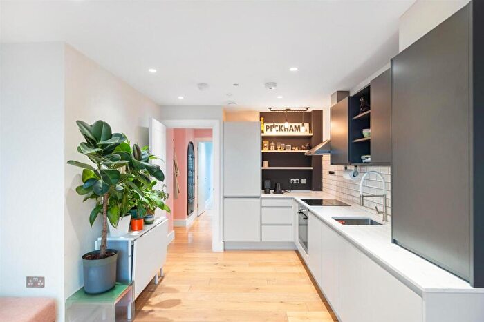 1 Bedroom Flat For Sale In Highshore Road, London, SE15