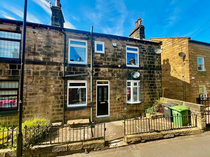 2 Bedroom End Of Terrace House To Rent In Back Lane, Horsforth, Leeds, West Yorkshire, LS18