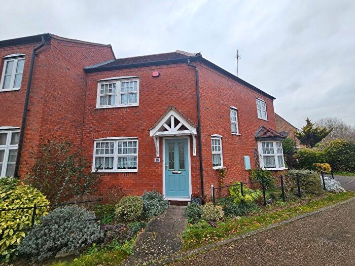 3 Bedroom Semi Detached House To Rent In Lord Grandison Way, Banbury, OX16