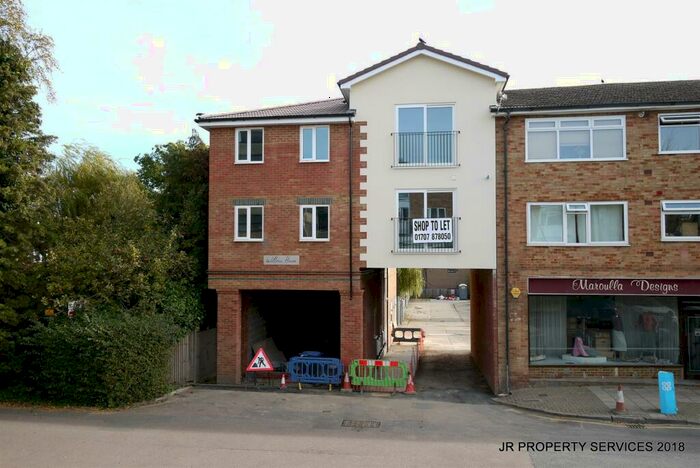 1 Bedroom Flat To Rent In Station Road, Cuffley, EN6