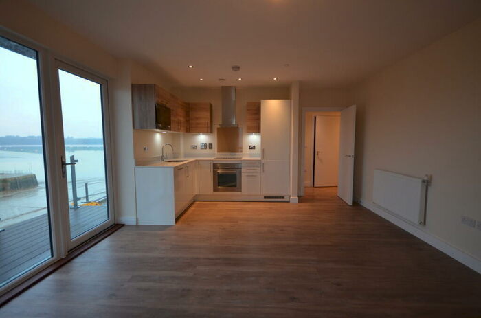 1 Bedroom Apartment To Rent In The Peninsula, Pegasus Way, Gillingham, ME7