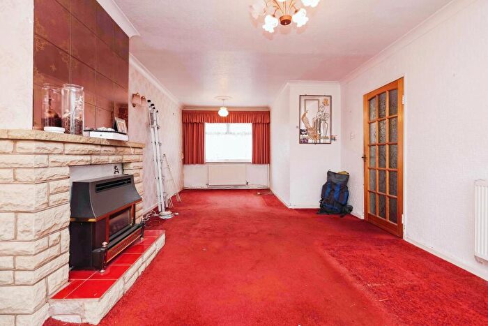 2 Bedroom End Of Terrace House For Sale In Longmeadow Crescent, Birmingham, West Midlands, B34