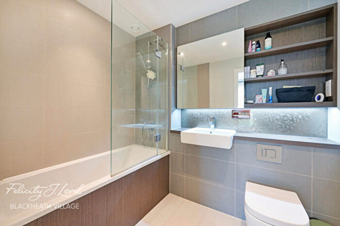 2 Bedroom Apartment For Sale In Pegler Square, London, SE3