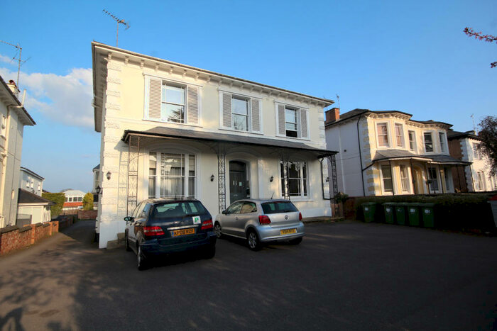 2 Bedroom Apartment To Rent In Kenilworth Road, Leamington Spa, Warwickshire, CV32