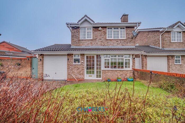 3 Bedroom Detached House For Sale In Milesbush Avenue, Castle Bromwich, Birmingham, B36