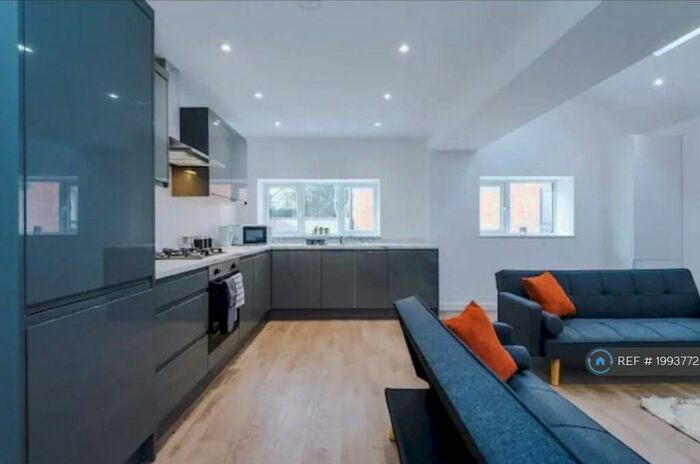 2 Bedroom Flat To Rent In Prescot Road., Liverpool, L7