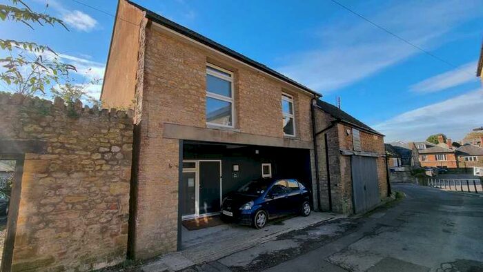 3 Bedroom Semi-Detached House To Rent In Silk Path, Crewkerne, TA18