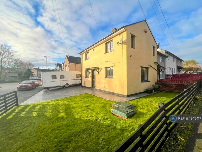 2 Bedroom End Of Terrace House To Rent In Broadway Crescent, Haslingden, Rossendale, BB4