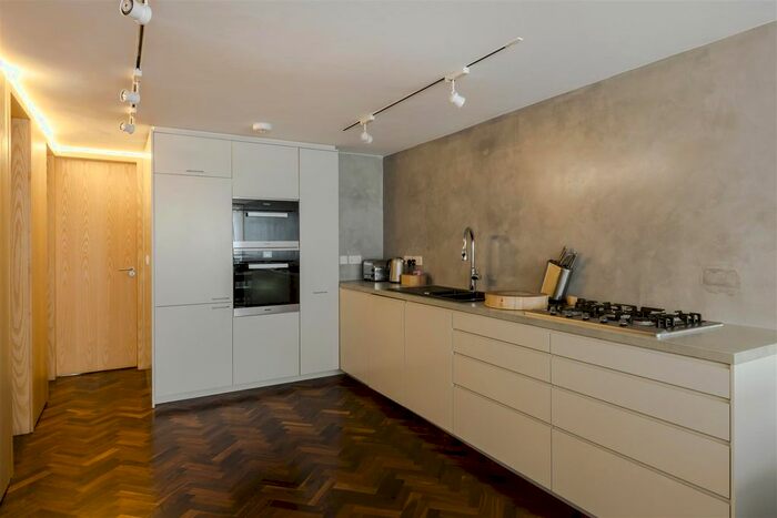 2 Bedroom Flat To Rent In Holcroft Court, Fitzrovia, W1W