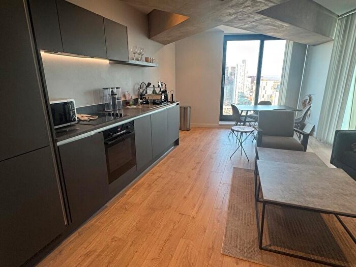 2 Bedroom Apartment To Rent In Whitworth Street West, Manchester, Greater Manchester, M1