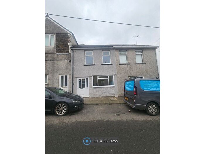 3 Bedroom Terraced House To Rent In Heolddu Road, Bargoed, CF81