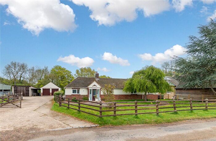 4 Bedroom Bungalow For Sale In Petsoe End, Emberton, Olney, Buckinghamshire, MK46