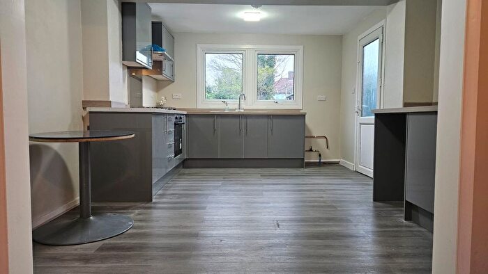 3 Bedroom Semi-Detached House To Rent In Boxoll Road, Dagenham, London, RM9