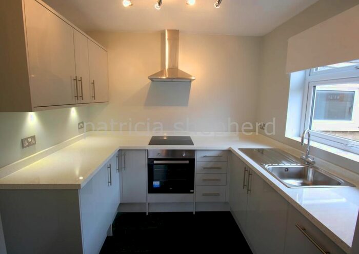 1 Bedroom Flat To Rent In Devonshire Road, Sutton, SM2