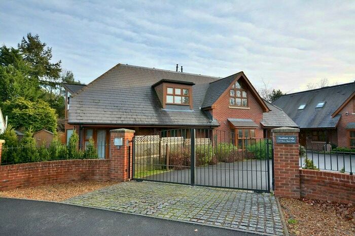 2 Bedroom Apartment To Rent In Heathlands Lodge, - West Moors Road, BH22