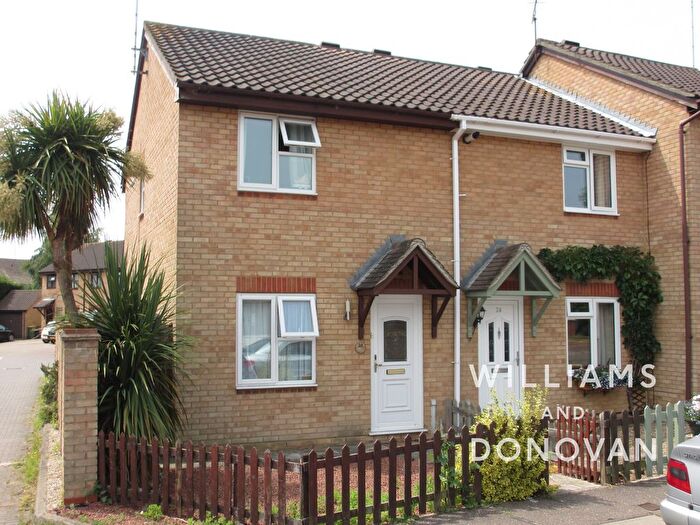 2 Bedroom Semi-Detached House To Rent In Barnwell Drive, Hockley, SS5