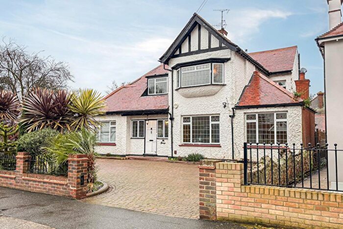 4 Bedroom Detached House For Sale In Burges Road, Thorpe Bay, SS1