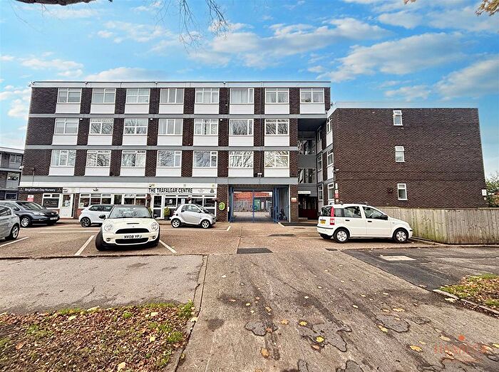 2 Bedroom Property For Sale In Compass Road, Hull, HU6