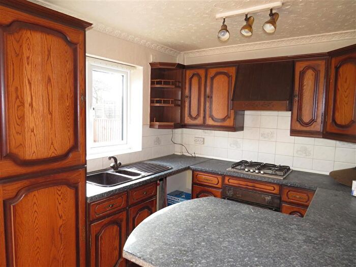 3 Bedroom House To Rent In Aspley Lane, Nottingham, NG8