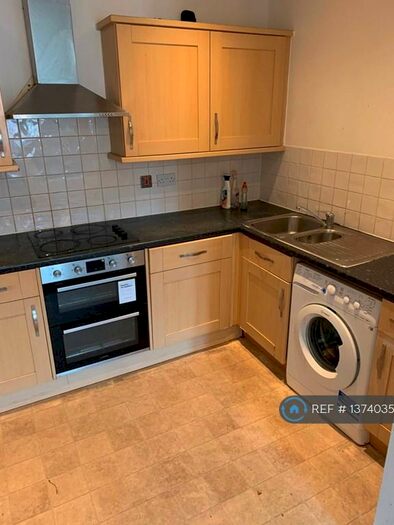 2 Bedroom Flat To Rent In Stanley Road, Harrow, HA2