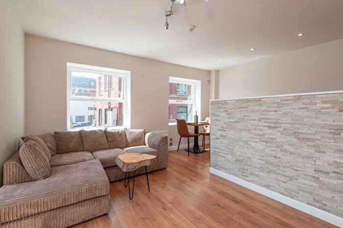 2 Bedroom Flat To Rent In St Thomas Row, Leeds, LS2