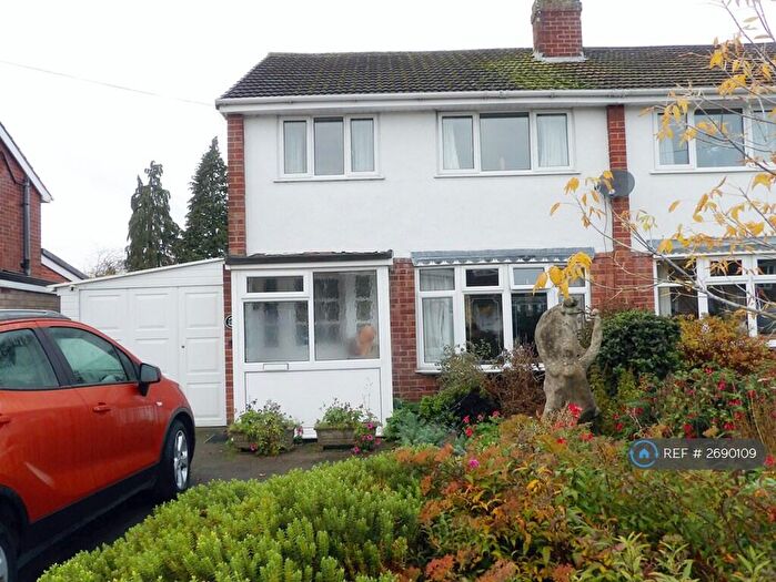3 Bedroom Semi Detached House To Rent In Taplin Close, Stafford, ST16