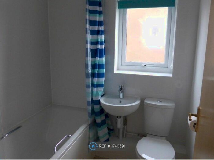 2 Bedroom End Of Terrace House To Rent In Wayfaring Close, Oxford, OX4