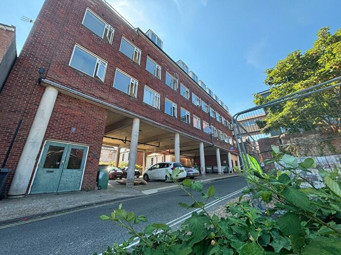 1 Bedroom Flat To Rent In Union Road, Ryde, PO33