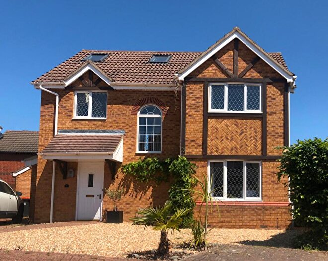 5 Bedroom House To Rent In Easby Abbey, MK41