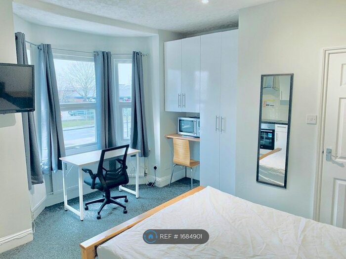 Studio To Rent In Vastern Road, Reading, RG1