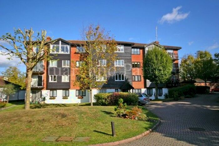 1 Bedroom Studio To Rent In Great Heathmead, Haywards Heath RH16