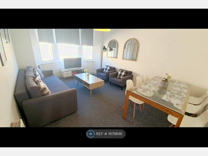 2 Bedroom Flat To Rent In Thomson Street, Glasgow, G31