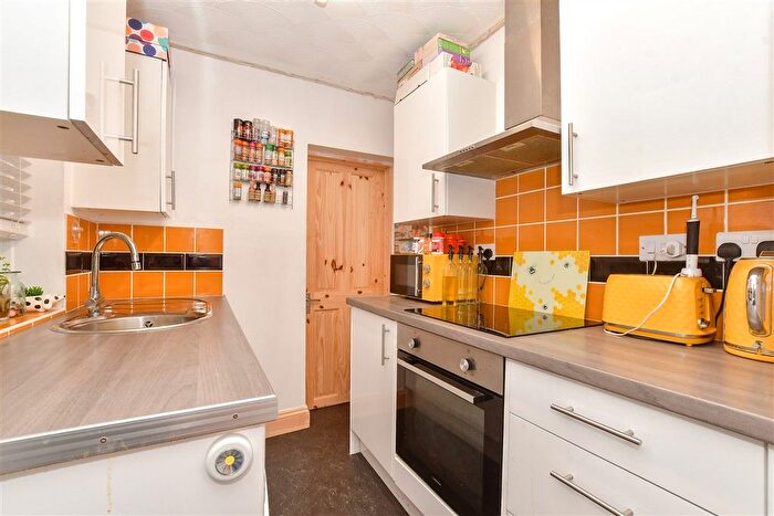 3 Bedroom Terraced House For Sale In Lowther Road, Dover, Kent, CT17